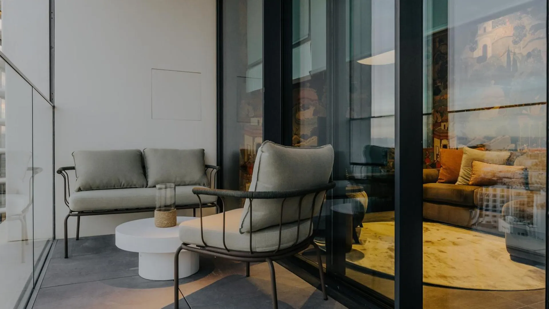 Mercury Tower 5-Star St Julians Сент Джулианс Апартаменты